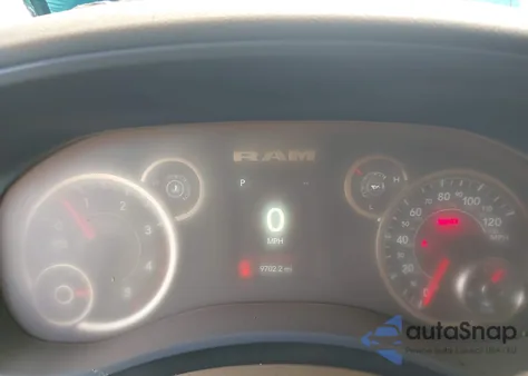 2024 Dodge Ram 3500 Big Horn 4X4 6'4 Box из США, поврежденный, VIN 3C63R3DL0RG248354